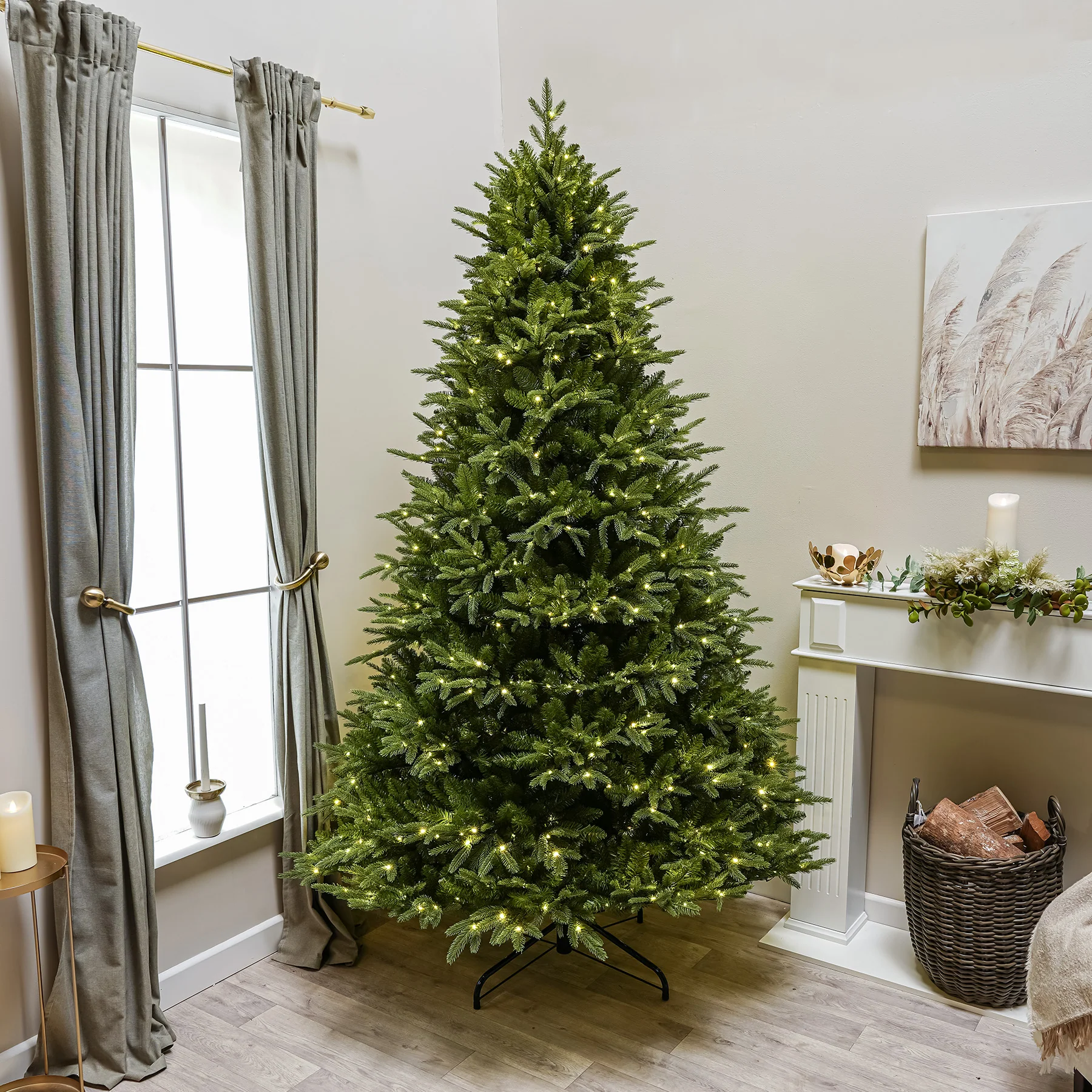 Full view of the 7ft pre-lit Christmas tree